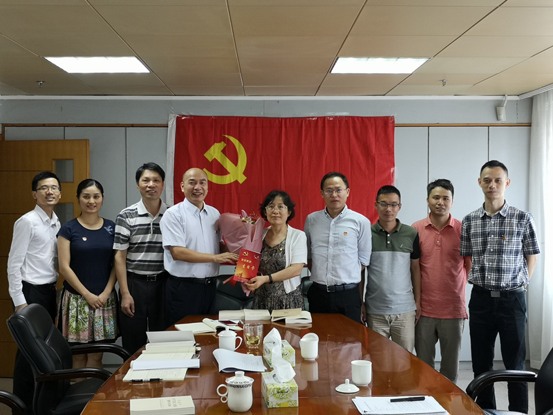 1564136301318069880.jpg 1564136301318069880.jpg